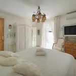 Villa Frgk 'luxury Heated Pool, & Ultra-fast Wi-fi'