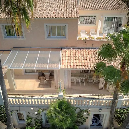 Frgk 'luxury Heated Pool, & Ultra-fast Wi-fi' Vila