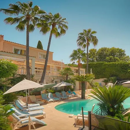 Villa Frgk 'luxury Mevania Heated Pool, & Ultra-fast Wi-fi' *