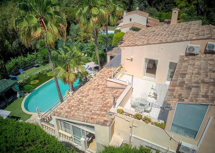 Frgk 'luxury Heated Pool, & Ultra-fast Wi-fi' Villa *