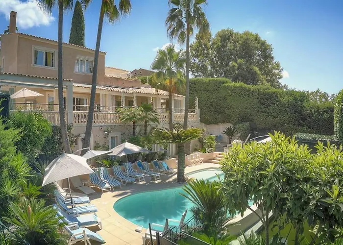 Frgk 'luxury Heated Pool, & Ultra-fast Wi-fi' Vila