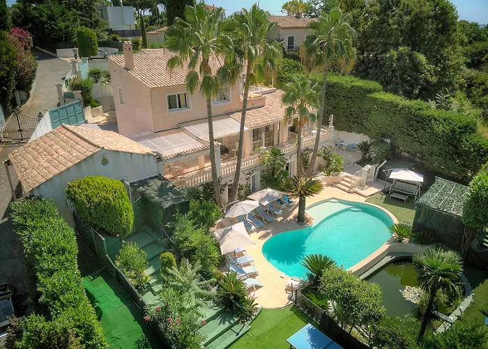 Frgk 'luxury Heated Pool, & Ultra-fast Wi-fi' Villa *