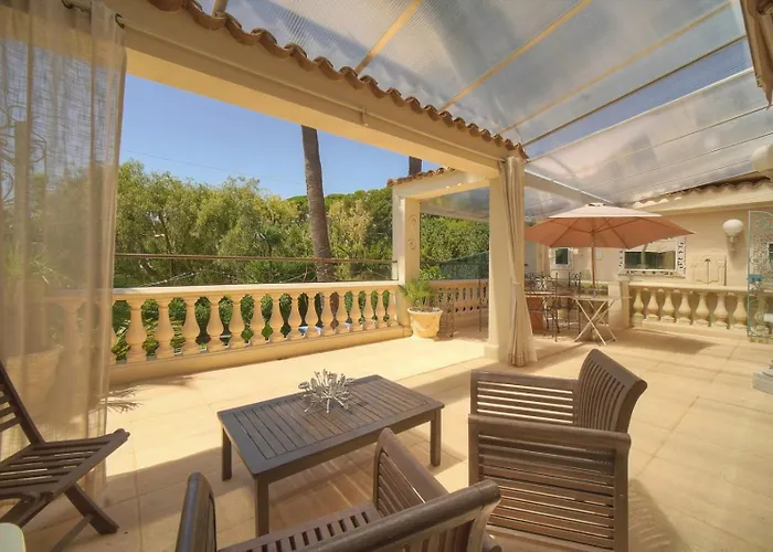 Frgk 'luxury Heated Pool, & Ultra-fast Wi-fi' Vila *