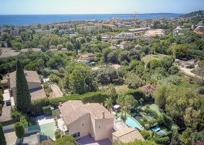 Vila Frgk 'luxury Heated Pool, & Ultra-fast Wi-fi' *