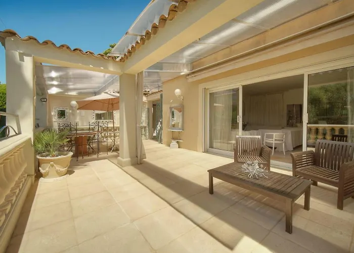 Vila Frgk 'luxury Heated Pool, & Ultra-fast Wi-fi' Antibes
