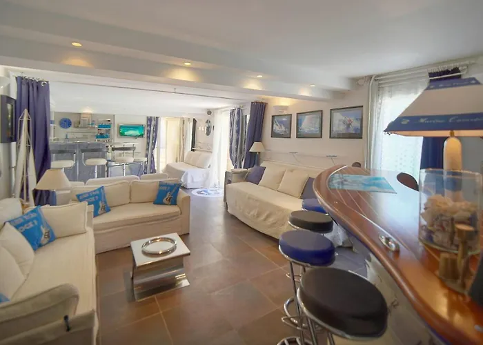 Frgk 'luxury Heated Pool, & Ultra-fast Wi-fi' Vila